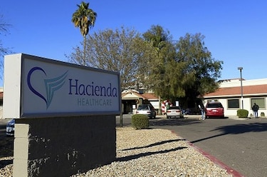 Arrestan a enfermero por violar a paciente discapacitada en Arizona