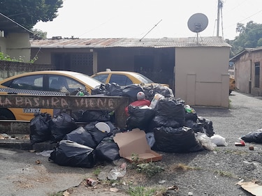 Residentes de San Miguelito denuncian retrasos en recolección de basura pese a intervención de la AAUD