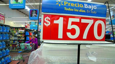 Utilidad trimestral de Walmex disminuyó 13.7%