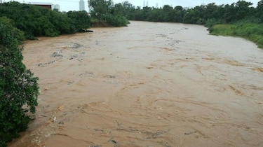 Varios sectores inundados tras las fuertes lluvias
