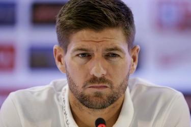 Steven Gerrard deja la selección inglesa