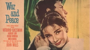 Exhiben carteles cinematográficos de cines colonenses