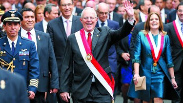 Kuczynski admite que trabajó para Odebrecht