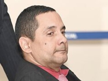 Juez archiva caso a Ferrufino