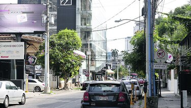 Cierre parcial por trabajos en calle Uruguay