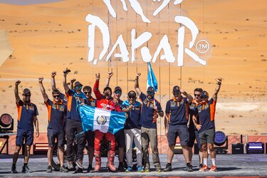 El Puma Energy Rally Team celebra triunfo en el Dakar 2025 en Arabia Saudita