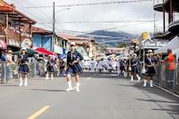 Así se vive el desfile en Boquete, celebrando la independencia