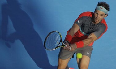 Nadal bate a Tsonga y logra tercer puesto en Abu Dabi