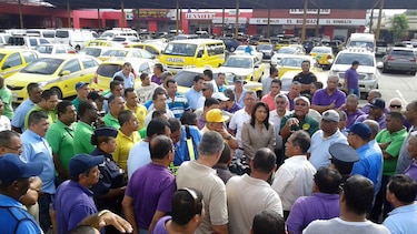 Operativo de transporte en Panamá Oeste; taxistas piden cancelación de certificados