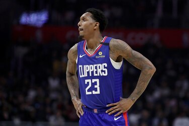 NBA impone 10 días de cuarentena a jugador que fue visto en un club nocturno