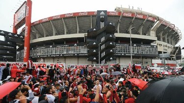 River-Boca, parte 2: gloria o humillación