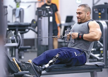 Rey se mantiene en forma  