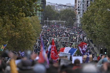 Jornada de protestas en Francia, se dan enfrentamientos entre policía y manifestantes