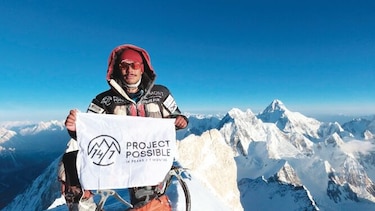 El nepalí Nirmal Purja escaló 14 ‘ochomiles’ en siete meses