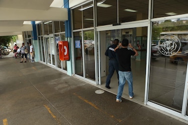 Un llamado a la acción: elevadores dañados en el Complejo Hospitalario de la CSS