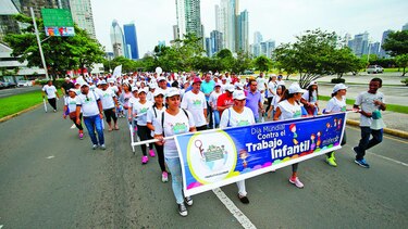 Caminata para pedir un alto al trabajo infantil