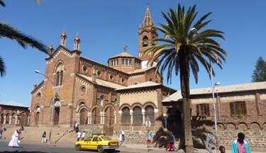 Asmara, M'banza Kongo  y paisaje ǂkhomani entran a la lista de la Unesco