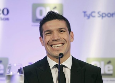 CMB espera que el argentino Martínez informe su estatus como campeón