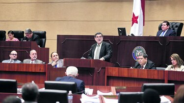 Paridad de género divide a diputadas