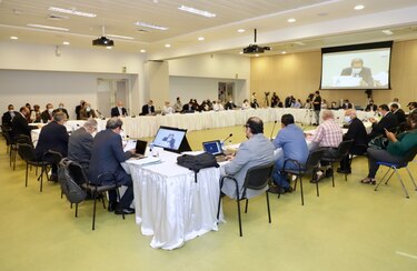 Diálogo por la CSS decide seguir sus reuniones a pesar de la salida de la representación de Conato