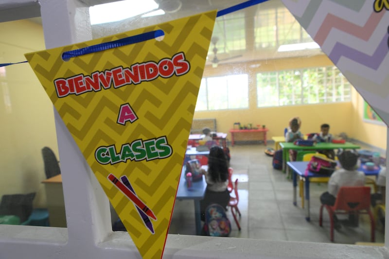 Meduca prepara pruebas estandarizadas para medir el aprendizaje escolar