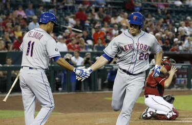 Mets le propinan a Diamondbacks la sexta derrota seguida