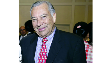 García de Paredes arrendó más tierras