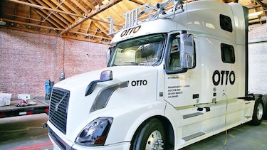 Otto pone camiones autónomos en la vía