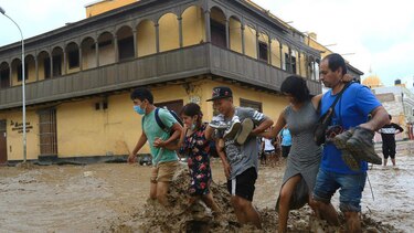 Perú intenta volver a la normalidad tras lluvias