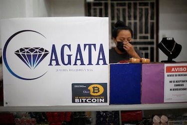 La revolución que no llega: El Salvador cumple un año de adopción del bitcoin