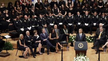 En Dallas, Obama llama a Estados Unidos a la reconciliación