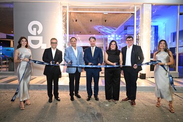Grupo Distribuidora David inaugura la nueva sucursal de Ford en Plaza New York, Marbella