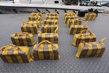 Decomisan 571 paquetes de droga al sur de Punta Coco