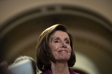 China anuncia sanciones contra Nancy Pelosi tras su visita a Taiwán