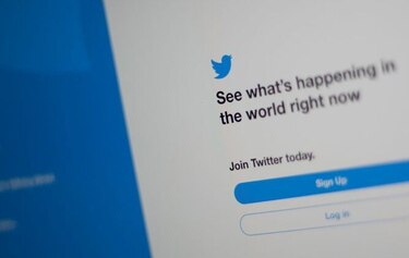Diplomáticos chinos recurren a Twitter para defender al país