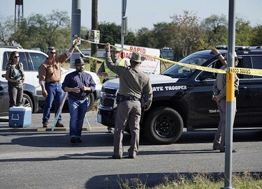 Joven ataca iglesia en Texas y asesina a 26 personas