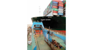Canal de Suez subió peajes entre 5% y 10% a tanqueros