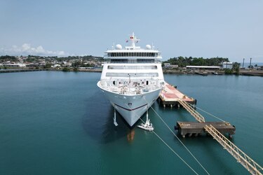 El Caribe de Costa Rica recibió 191.202 turistas en 101 cruceros en la temporada 2023-2024