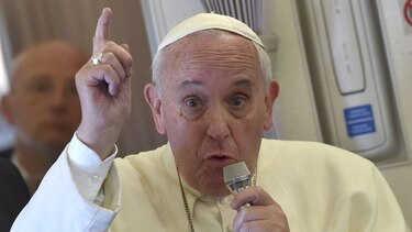 Papa Francisco: 'Soy un tronco con las computadoras'