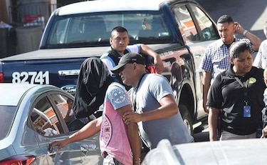 Ordenan liberación de hombre al que le hallaron arma de vigilante del Banco General