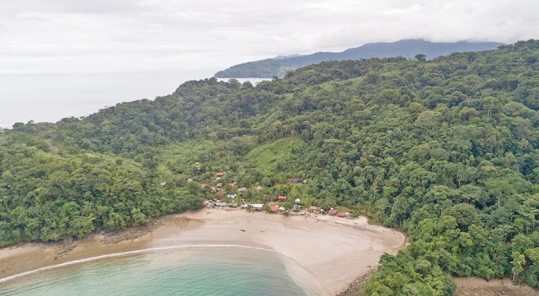 Darién en silencio: la nueva ruta de la migración inversa cruza el Pacífico tras las restricciones de Donald Trump