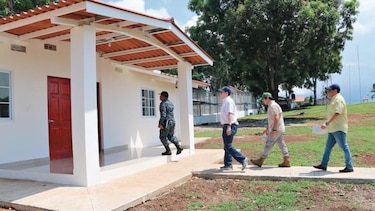 Juristas cuestionan el funcionamiento de la cárcel ubicada en Punta Coco