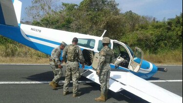 Avioneta sufre accidente en isla Contadora; piloto y pasajeros, sin heridas