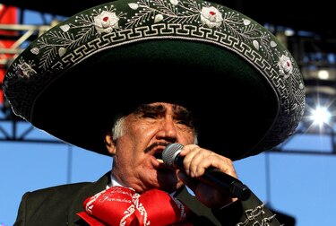 Se apaga la voz de Vicente Fernández, el ídolo de México