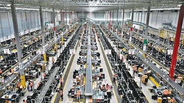 Amazon y Apple buscan vender más