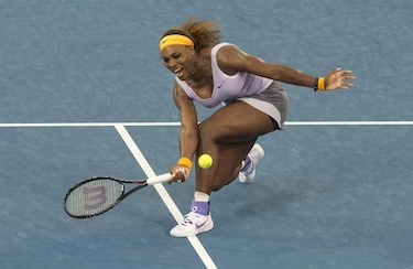 Serena Williams se felicita el año con un debut victorioso