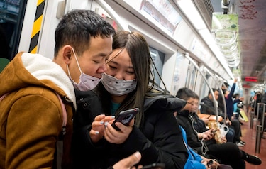 China confirma seis muertes y alrededor de 300 casos de nuevo virus