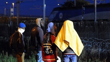 Impulsan ley que obligará a expulsar de sus viviendas a inmigrantes que les caduque el visado