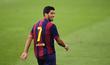 Luis Suárez es convocado por Uruguay para amistosos