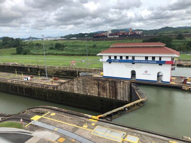 Proyectos de infraestructuras: Experiencias y desafíos de Panamá, México y Ecuador